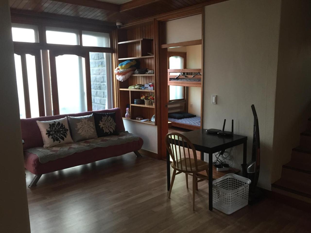 Jeju Guesthouse Екстериор снимка