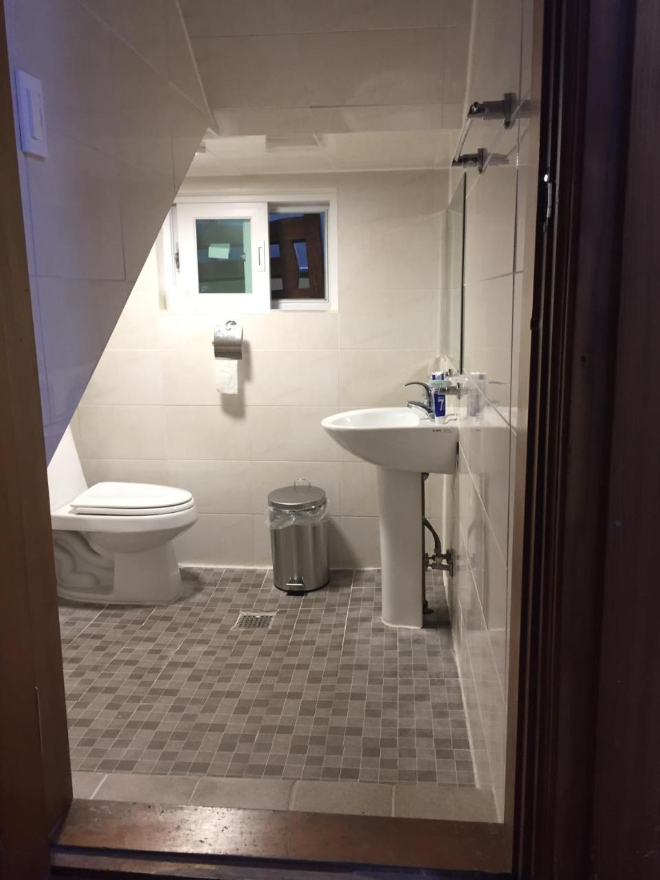 Jeju Guesthouse Екстериор снимка